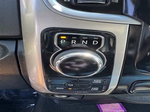 Used 2017 RAM 1500 Classic SLT image 25