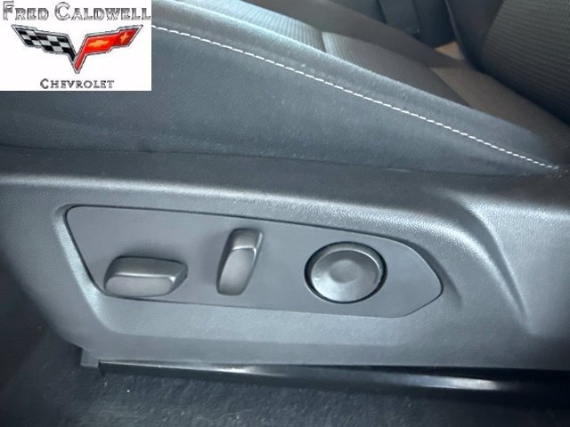 Used 2024 Chevrolet Colorado LT w/ LT Convenience Package II AWD/4WD image 9