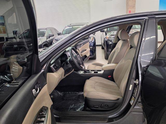 Used 2017 Kia Optima LX w/ Driver Convenience Package FWD image 32