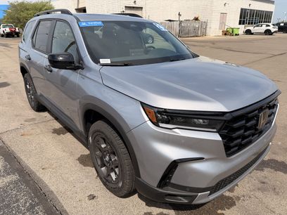 Used 2025 Honda Pilot TrailSport