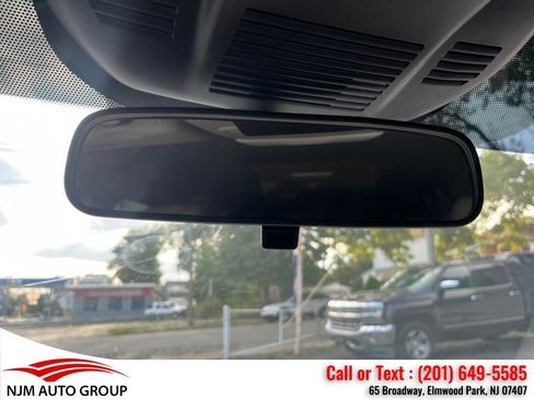 Used 2023 Nissan Rogue SV AWD/4WD image 32