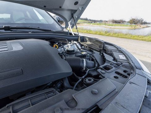 Used 2023 Land Rover Range Rover Velar R-Dynamic S image 16