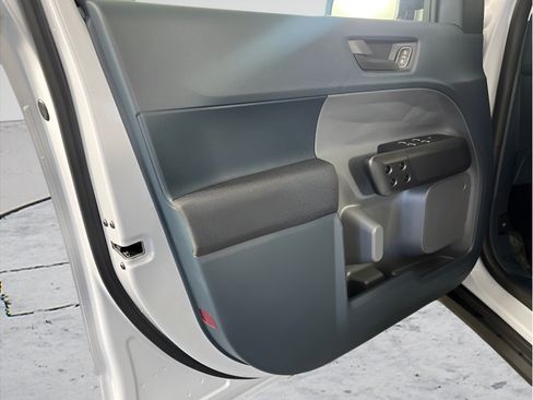 Used 2026 Ford Maverick XL AWD/4WD image 9