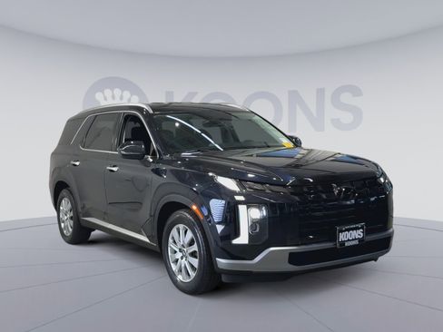 Used 2023 Hyundai Palisade SEL AWD/4WD image 4