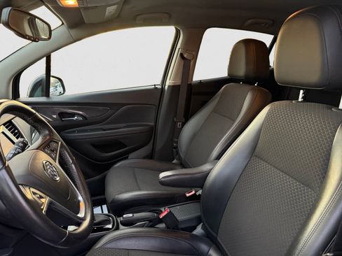 Used 2022 Buick Encore Preferred w/ Safety Package image 9