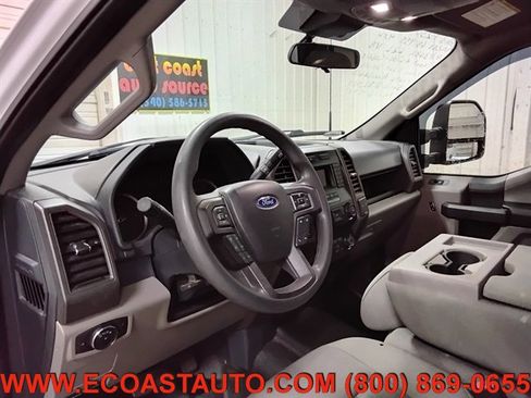Used 2022 Ford F250 XL w/ Power Equipment Group AWD/4WD image 11