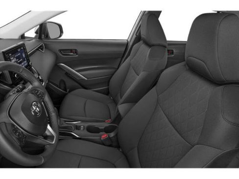 Used 2022 Toyota Corolla Cross LE w/ Black Badges Package (TMS) AWD/4WD image 9