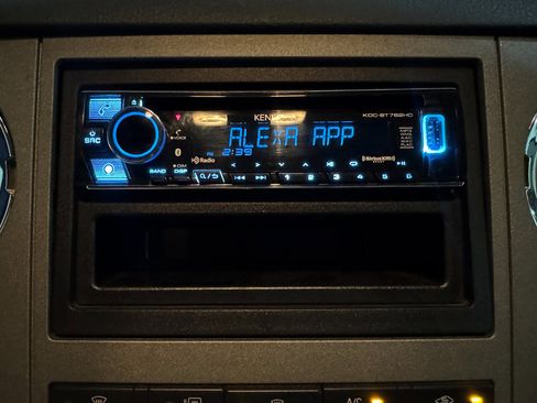 Used 2016 Ford F250 XLT w/ XLT Value Package image 28