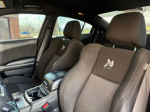 Used 2020 Dodge Charger Scat Pack image 27