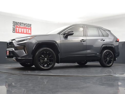 Used 2024 Toyota RAV4 XSE AWD/4WD image 27