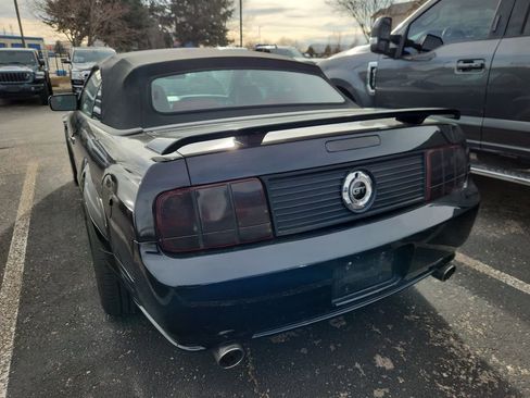 Used 2007 Ford Mustang GT Premium image 4