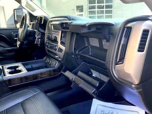 Used 2015 GMC Sierra 3500 Denali w/ Duramax Plus Package image 24