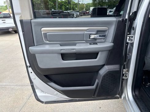 Used 2017 RAM 1500 Outdoorsman AWD/4WD image 36
