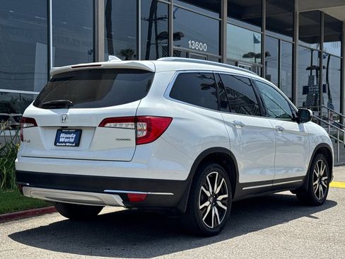 Used 2020 Honda Pilot Touring image 5