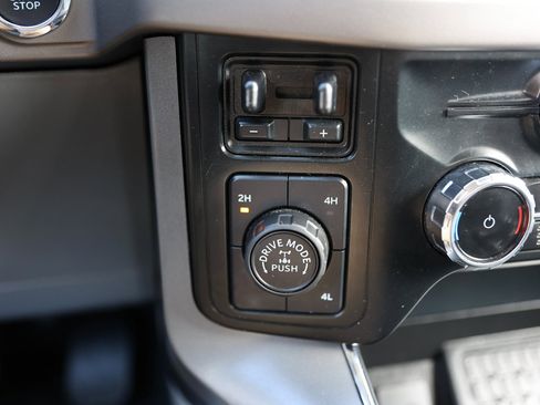 Used 2024 Ford F150 XLT w/ Equipment Group 302A MID image 31