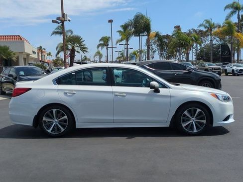 Used 2017 Subaru Legacy 2.5i Limited AWD/4WD image 4