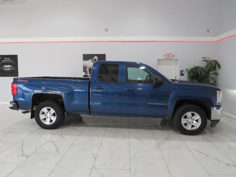 Used 2016 Chevrolet Silverado 1500 LT w/ All Star Edition image 3