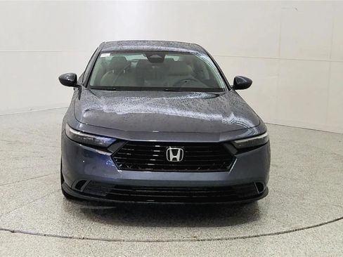 Used 2024 Honda Accord EX image 2