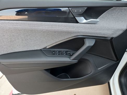 New 2025 Volkswagen Tiguan S image 18