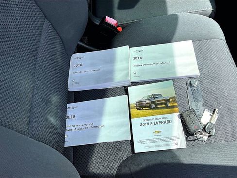 Used 2018 Chevrolet Silverado 1500 LT w/ All Star Edition image 12