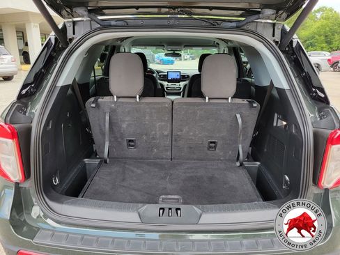 Used 2023 Ford Explorer XLT AWD/4WD image 14