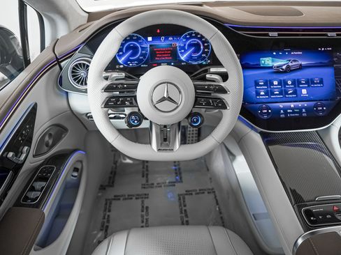 Certified 2023 Mercedes-Benz EQS AMG 4MATIC image 10