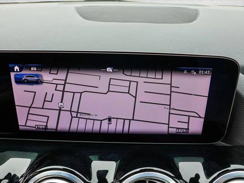 Used 2024 Mercedes-Benz GLA 250 4MATIC image 18