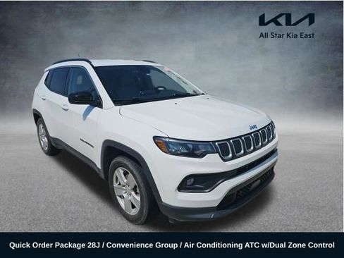 Used 2022 Jeep Compass Latitude w/ Convenience Group FWD image 1