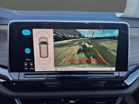 New 2026 Volkswagen Atlas SEL AWD/4WD image 34