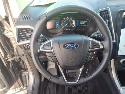 Certified 2024 Ford Edge SEL w/ Convenience Package image 18
