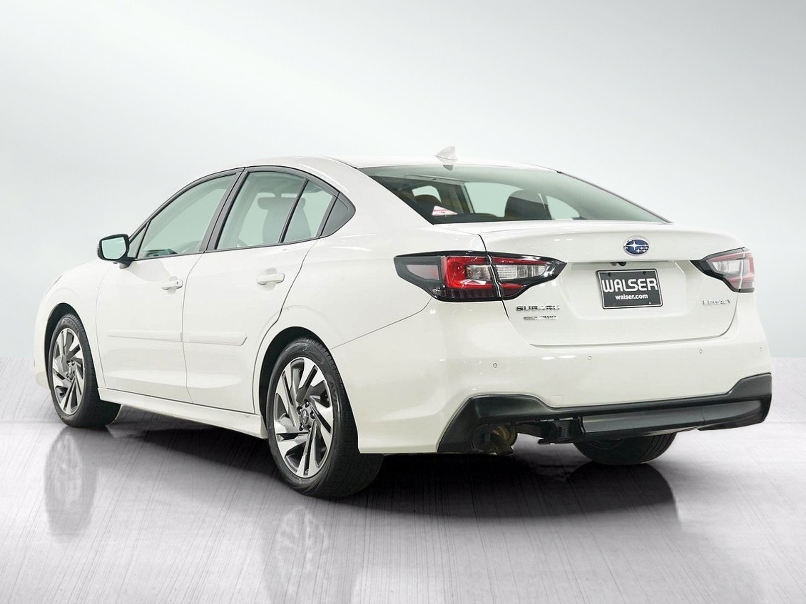 Used 2024 Subaru Legacy Limited AWD/4WD image 3