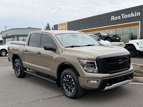 Used 2021 Nissan Titan PRO-4X image 2