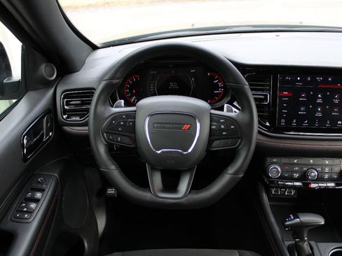 Used 2025 Dodge Durango GT w/ Blacktop Package image 17