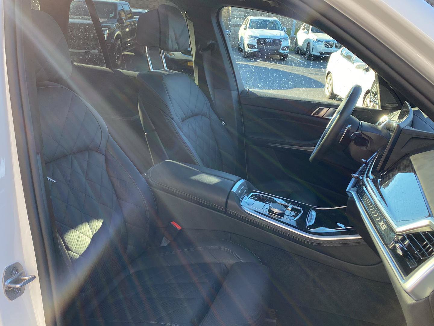 Used 2025 BMW X5 xDrive40i w/ M Sport Package AWD/4WD image 20