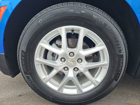 Used 2024 Chevrolet Equinox LT FWD image 15