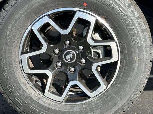 Used 2023 Ford Bronco Outer Banks image 46