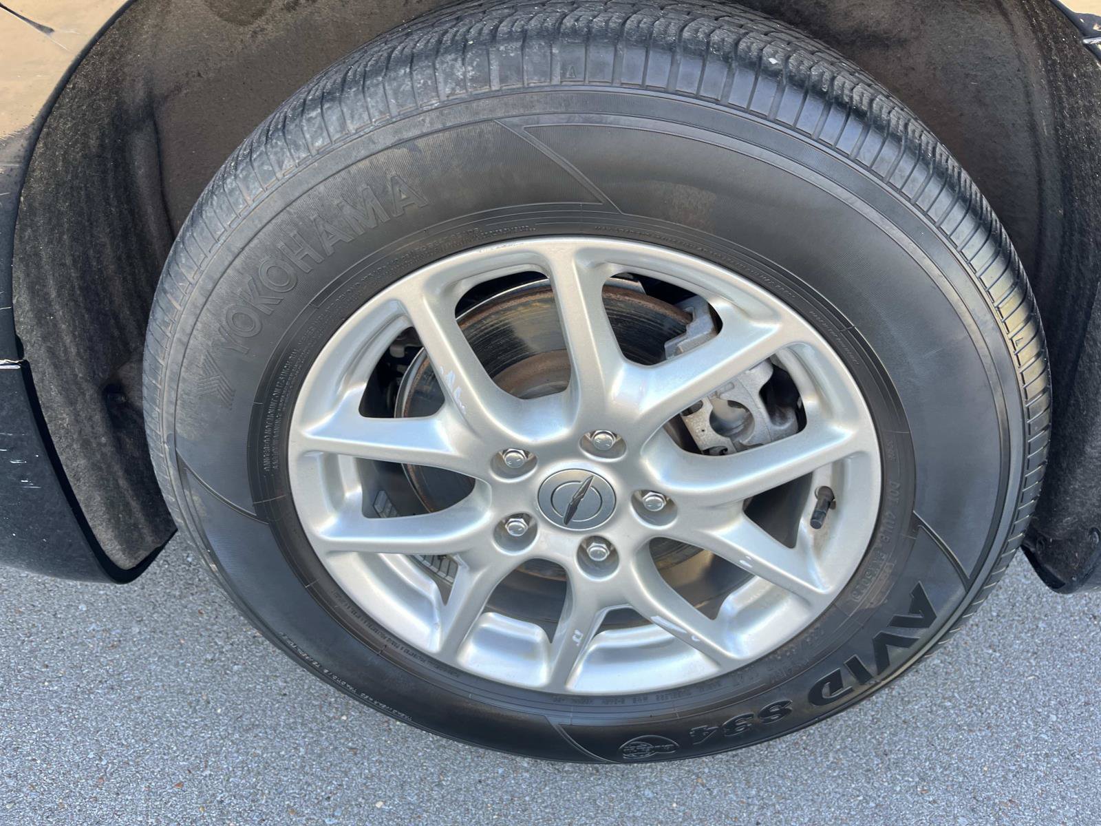 Used 2024 Chrysler Pacifica Touring-L FWD image 11