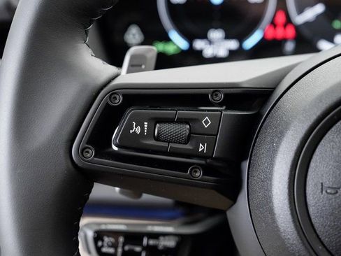 New 2025 Porsche Panamera 4 E-Hybrid image 14