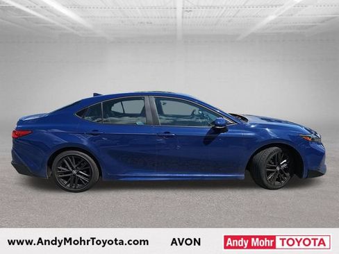 Used 2025 Toyota Camry SE FWD image 8