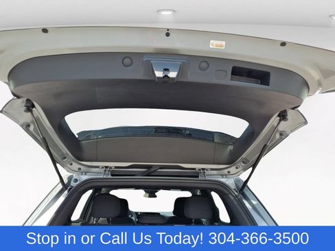 Used 2026 Chevrolet Equinox LT AWD/4WD image 9