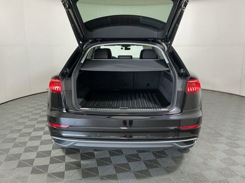 Used 2022 Audi Q8 Premium AWD/4WD image 27