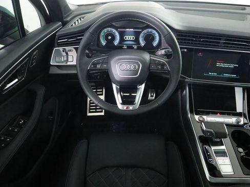 New 2025 Audi SQ7 Prestige image 11