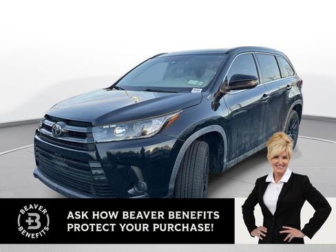 Used 2019 Toyota Highlander SE image 1