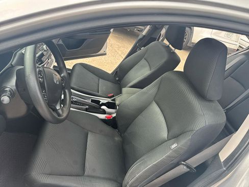 Used 2015 Honda Accord LX image 12
