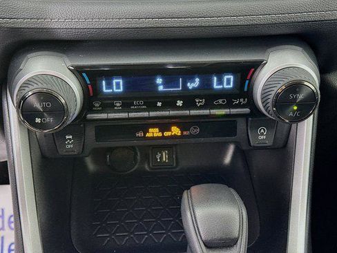 Certified 2025 Toyota RAV4 XLE AWD/4WD image 15