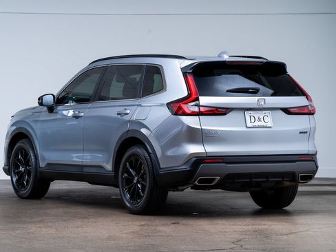 Used 2025 Honda CR-V Sport-L image 4