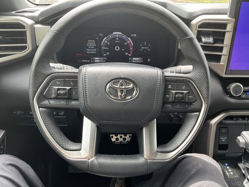 Used 2025 Toyota Tundra Limited w/ TRD Off-Road Package AWD/4WD image 18