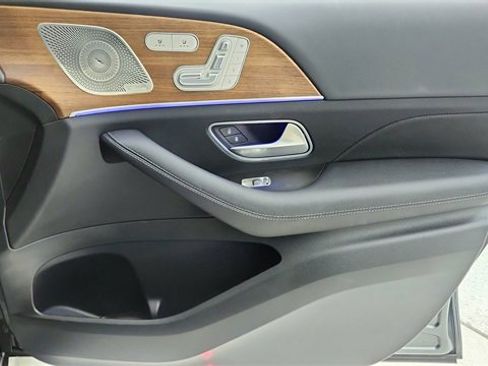 Used 2025 Mercedes-Benz GLS 450 GLS 450 image 23