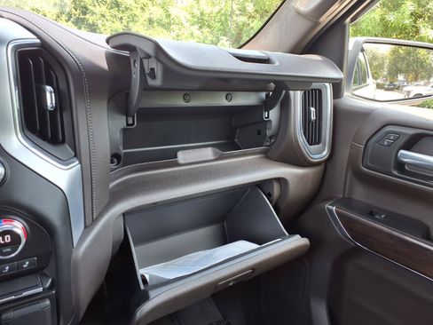Used 2021 GMC Sierra 1500 SLT w/ SLT Convenience Package AWD/4WD image 33