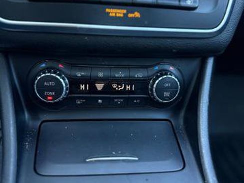 Used 2014 Mercedes-Benz CLA 250 4MATIC image 15